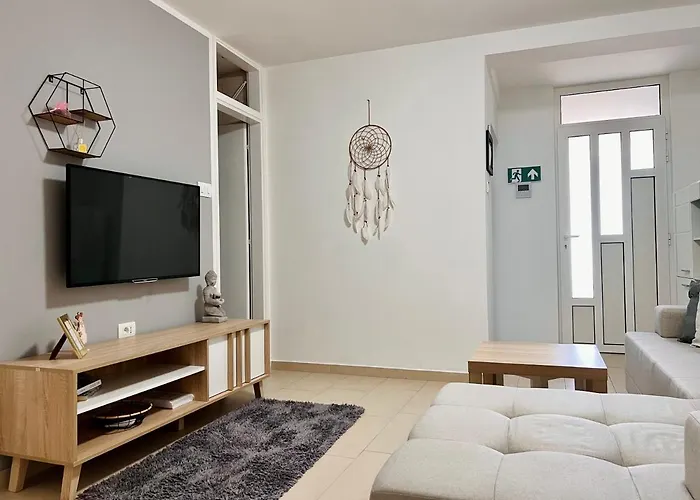Apartman Luna ***